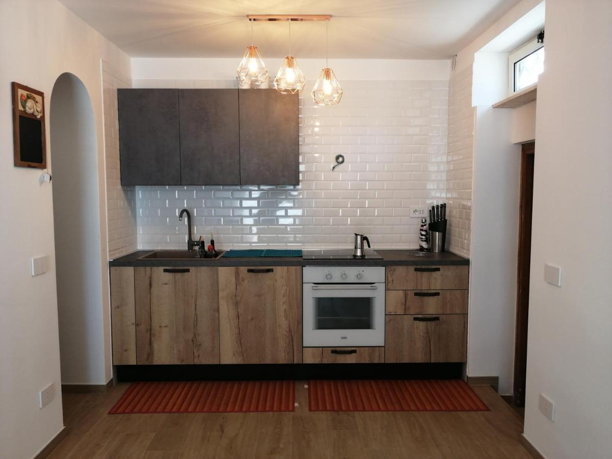 - Monolocale Con Giardino * Acilia